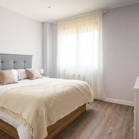 Apartment Apartamento Nuevo Con Parking Enfrente De La Universidad De Cantabria Santander
