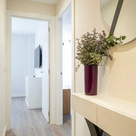 Apartamento Nuevo Con Parking Enfrente De La Universidad De Cantabria